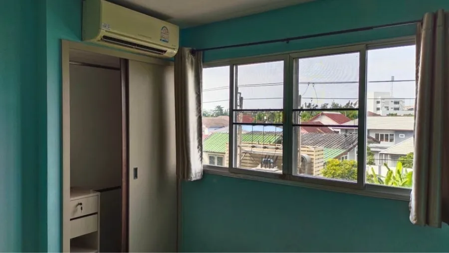 ขาย ลุมพินี คอนโดทาวน์ รามอินทรา-ลาดปลาเค้า ห้องเปล่า ชั้น 3 วิวไม่บล็อค ราคาจับต้องได้ สนใจจองเลย