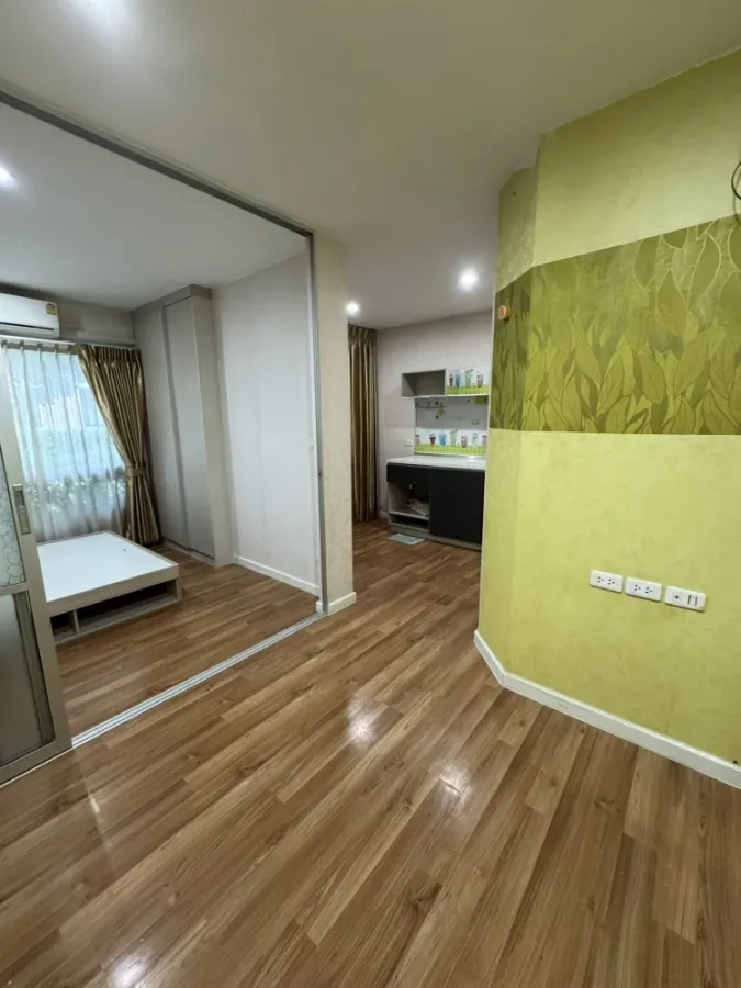 🏠🌃 For Sale: V Condo Lat Krabang 🏠🌃