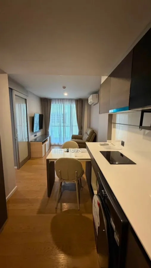 For rent: Suan Bua Residence Ari - Ratchakru. Spacious and comfortable room, not cramped at all. Equipped with high-quality appliances. Book now!