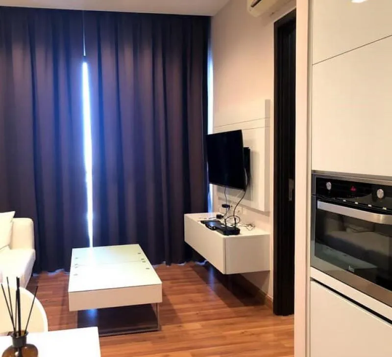Selling Ivy Ampio, beautiful room, fully furnished, good view, here it is, get it.