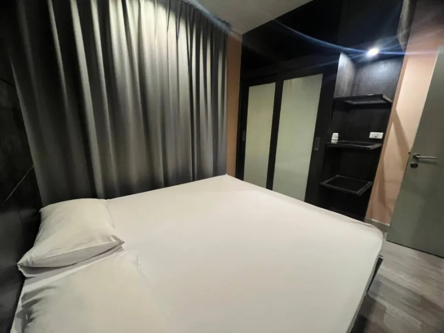 Condo for rent, Ideo Mobi Rama 9, great view, lovely room, can carry the bag and move in!!