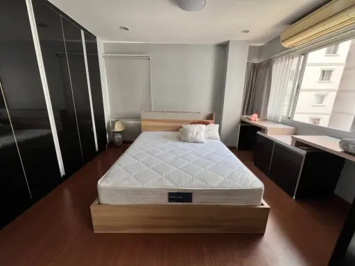 ขาย คอนโด วันเอ็กซ์ สาธร นราธิวาส ห้องมุม มีหน้าต่าง 2 ด้าน รับลมดี จองเลยก่อนพลาด++ images