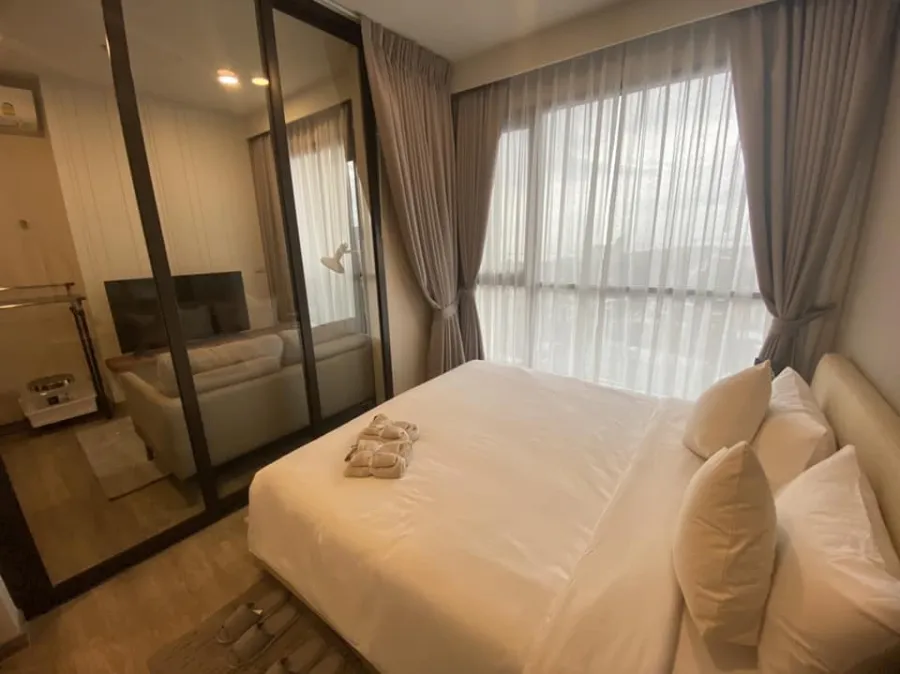 For rent, Keen Condo, Sriracha, nicely decorated room. Fully furnished, get a high view, hurry up and reserve.