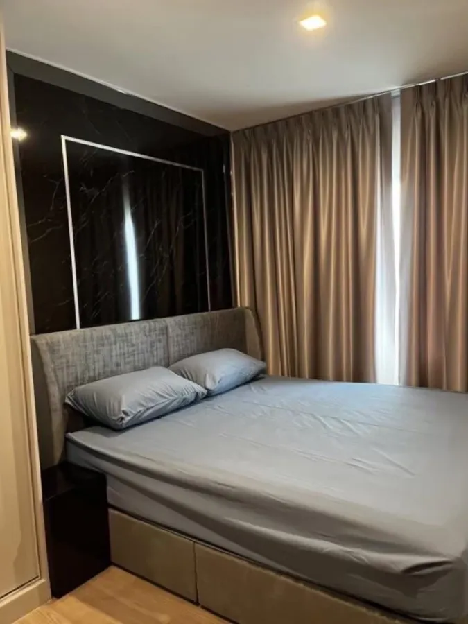 Condo The Base Phetchaburi - Thonglor, good location condo in the heart of the city, convenient to travel, hurry to reserve before it's gone!!