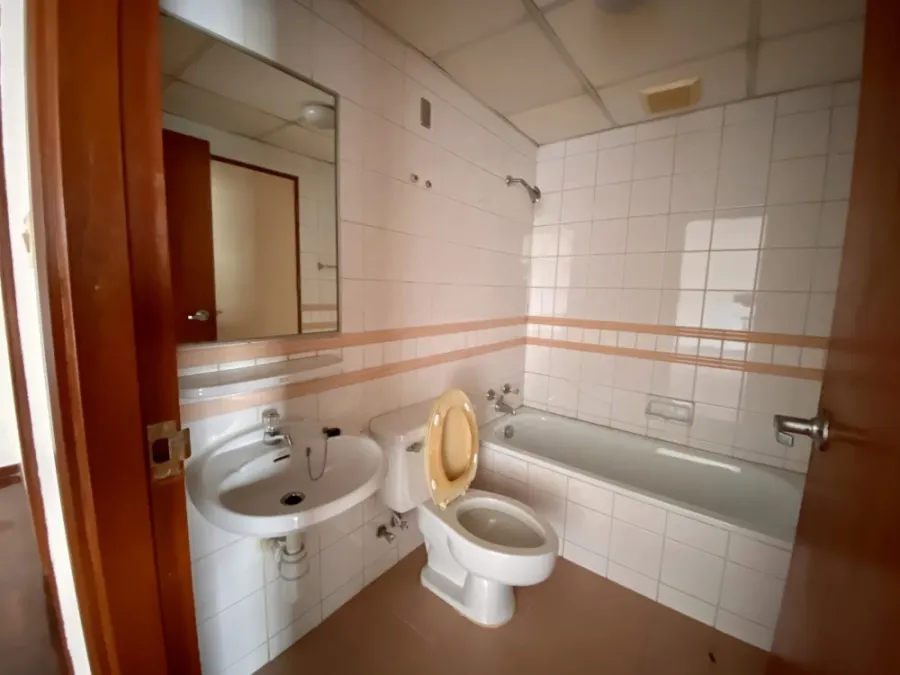 For sale: SV City Rama 3, 6th floor, unfurnished unit. Spacious and comfortable. Book now! Don't miss out!