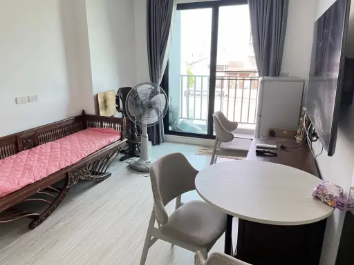 ขายคอนโด NAWA LIVING นวมินทร์ 75 ห้องกว้างขวาง ชั้น 4 ระเบียงชมแบบพาโนรามา มาจองเลย อย่ารอช้า