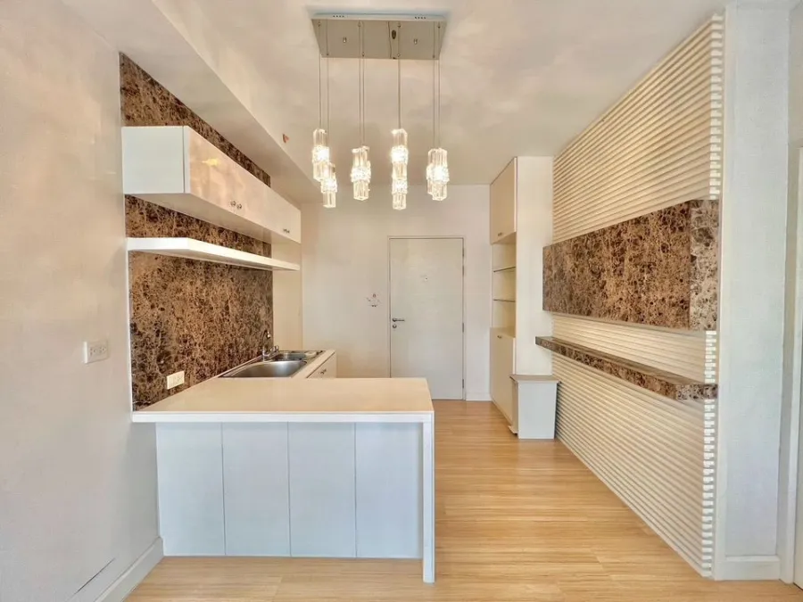 Urgent sale, Condo The Seed Mingle Sathorn - Suanplu, decorated room built in with good marble, hurry to reserve.