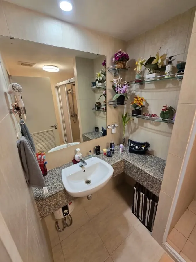 For Rent: The Clover Thonglor ห้องกว้างอยู่สบาย สิ่งอำนวยความสะดวกจัดเต็ม จองเลยอย่าพลาด!
