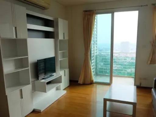ให้เช่า Villa Sathorn ห้องสตูดิโอตกแต่งสวยๆพร้อมเข้าอยู่ ชั้น32 วิวเลิศๆ รีบจองเลย พลาดแล้วจะเสียใจ