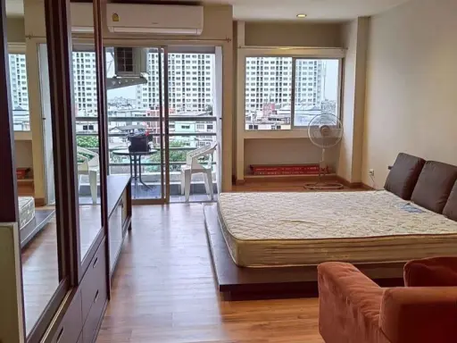 ขาย คอนโด ป.ธนา ทาวเวอร์ ห้องสตูดิโอ สิ่งอำนวยความสะดวกครบ ราคาเป็นกันเอง วิวดี ไม่บล็อก จองเลย images