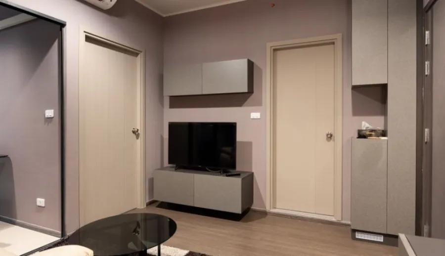 Condo for rent IDEO Sukhumvit 93, high floor, amazing city view. The room is decorated with tone controls, very livable. Hurry and reserve it now.