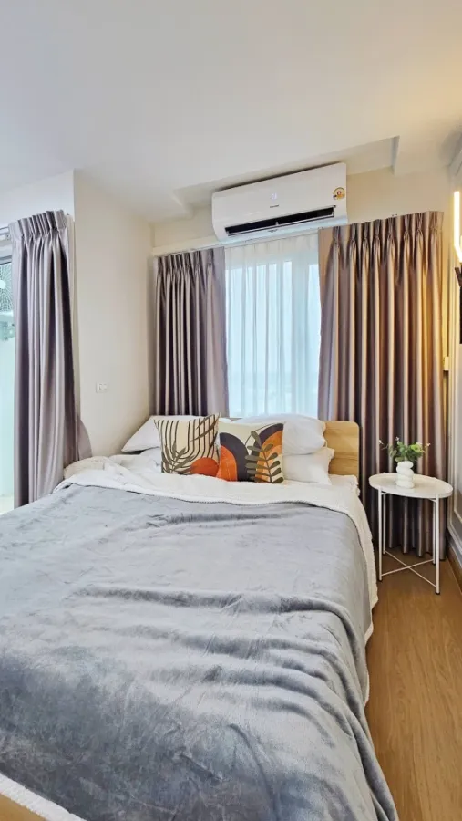 ให้เช่า Iris Avenue Onnuch – Wongwan ห้องน่าอยู่ ชั้น 8 ตกแต่งคุมโทน เฟอร์ครบครัน จองเลย