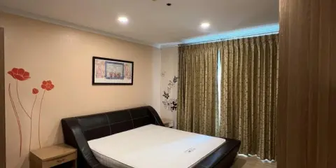 ให้เช่า คอนโด ไลฟ์ แอท สาทร 10 ตกแต่งวอลเปเปอร์ โทนสีสดใส พื้นที่ใช้สอยเยอะ จองด่วนๆ
