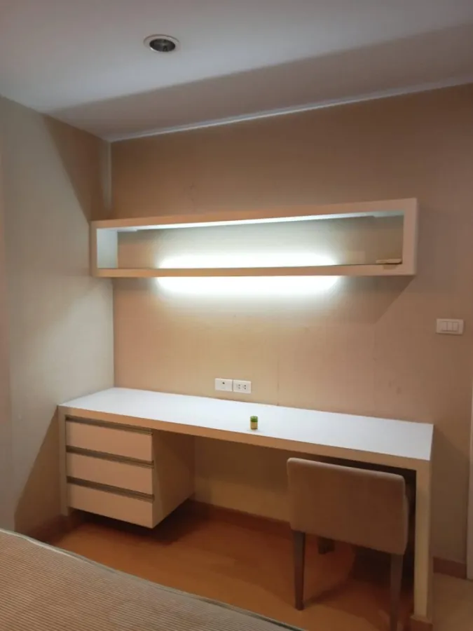 ขาย คอนโด บูทีค รัชดา 17 ห้องหัวมุม one bedroom ระเบียงกว้างขวาง มาเป็นเจ้าของได้แล้ววันนี้