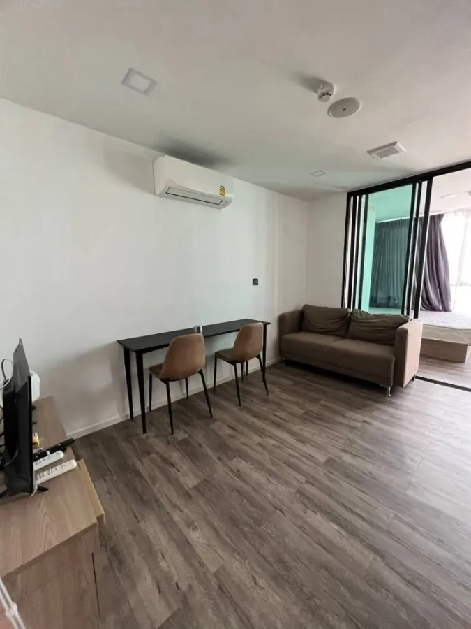 🏠🌃 ให้เช่า บราวน์ คอนโด ห้วยขวาง 🏠🌃