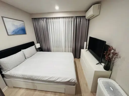 For rent: Icondo Sukhumvit 77 Phase 2. Ready to move in, fully furnished with appliances. Affordable price. Book now, don't miss out!