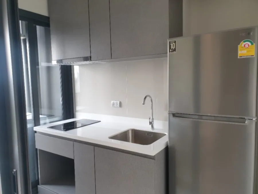 Condo for rent Life Asoke Hype, studio room, 26th floor, fully furnished. Just come and ready to move in immediately. Hurry up.