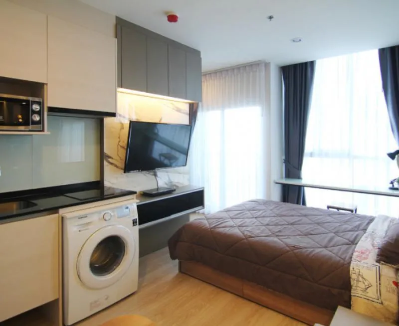 For Rent Noble Revolve Ratchada, garden view, furniture and electrical appliances, ready to move in. Do not miss it. Hurry up.