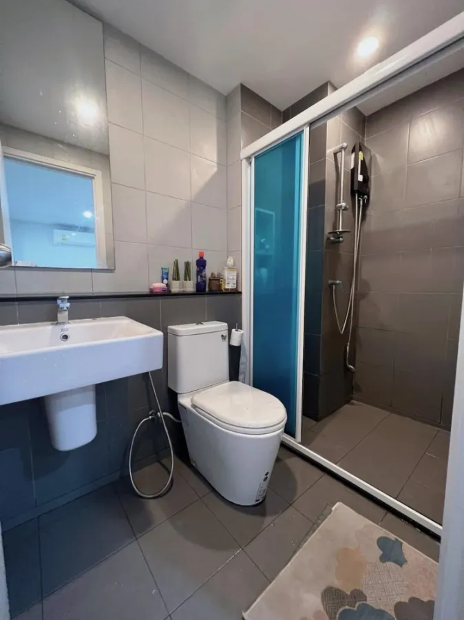 ขาย ให้เช่า เอลลิโอ เดล มอสส์ พหลโยธิน 34 ชั้น 7 วิวสระ ตกแต่งโทนสีขาวดูมินิมอลสุดๆ รีบจองให้ไว