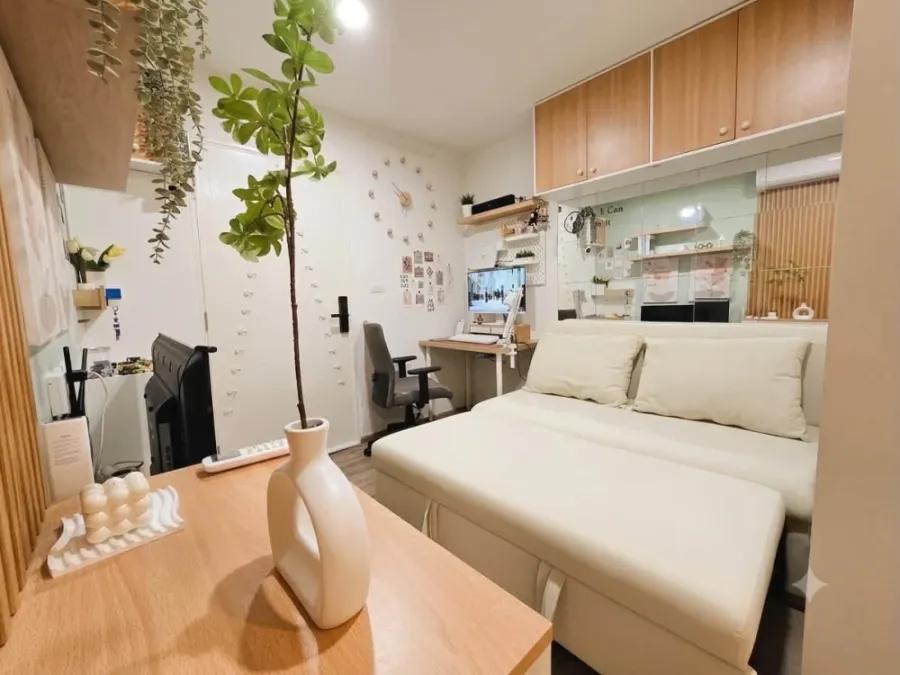 For rent: Sena Kith Srinakarin - Sridan. Beautifully decorated minimalist room with high-quality built-in furniture. Don't miss out!