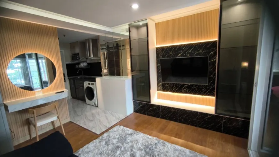 Sale/Rent!! Condo Grand Park View Asoke, spacious room, furniture + electrical appliances, ready to move in, book now!!