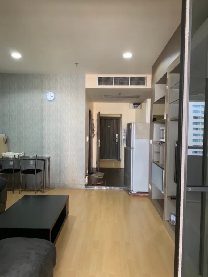 Condo for rent, The Platinum, near BTS. Siam Station, very convenient to travel. Hurry up to reserve!!