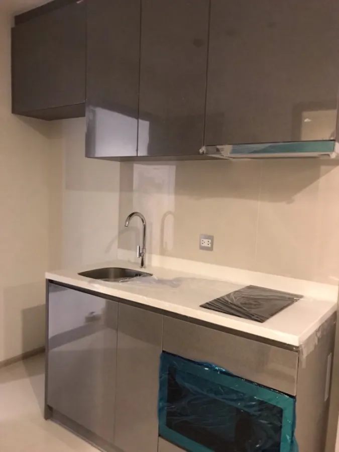 For rent!! Rhythm Rangnam Condo, good location, convenient transportation, good price, can't miss it, hurry up and book now!!
