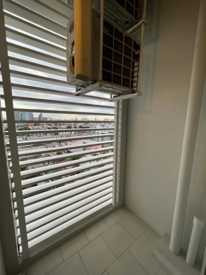 Urgent sale!! Condo De Lapis Charan 81, 21st floor, beautiful room, fully furnished, ready to move in. Reserve now!!