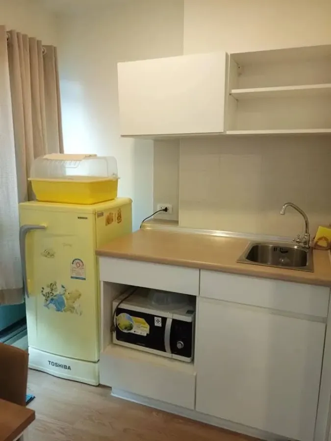 For rent: Lumpini Ville Sukhumvit 77/2, open view, no tall buildings blocking the view. The room has complete electrical appliances, ready to move in.