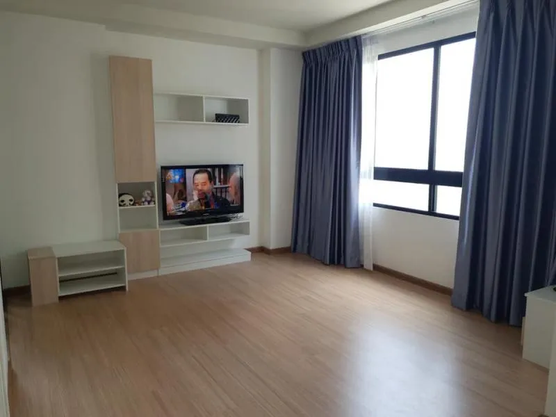 ให้เช่า J condo สาทร - กัลปพฤกษ์ ใกล้ BTS บางแค เฟอร์ครบตกแต่งพร้อมเข้าอยู่ ชั้นสูงลมดีรีบเลยยย !!