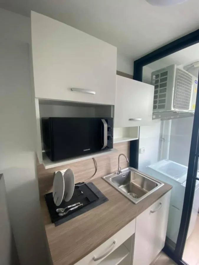 For rent, Plum Condo Phahon Yothin 89, Phase 1, private corner room, quiet, furniture in the room, carefully selected, urgently