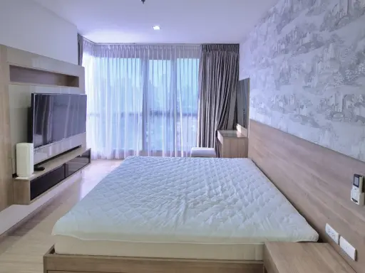 For rent: Rhythm Sukhumvit 50, 15th floor, fully furnished. Book now!