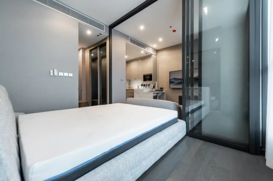 ให้เช่า The Esse at singha complex ห้องแต่งเรียบแต่หรู ราคาสุดโดน มีครบจบที่นี่ บอกเลยว่าต้องจอง