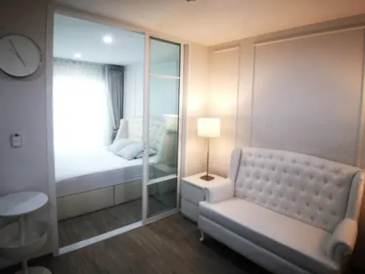 Urgent for rent !! Regent Home Condo Sukhumvit 97/1 Nice room decorated in Modern Victorian style near BTS Bang Chak, book now !!
