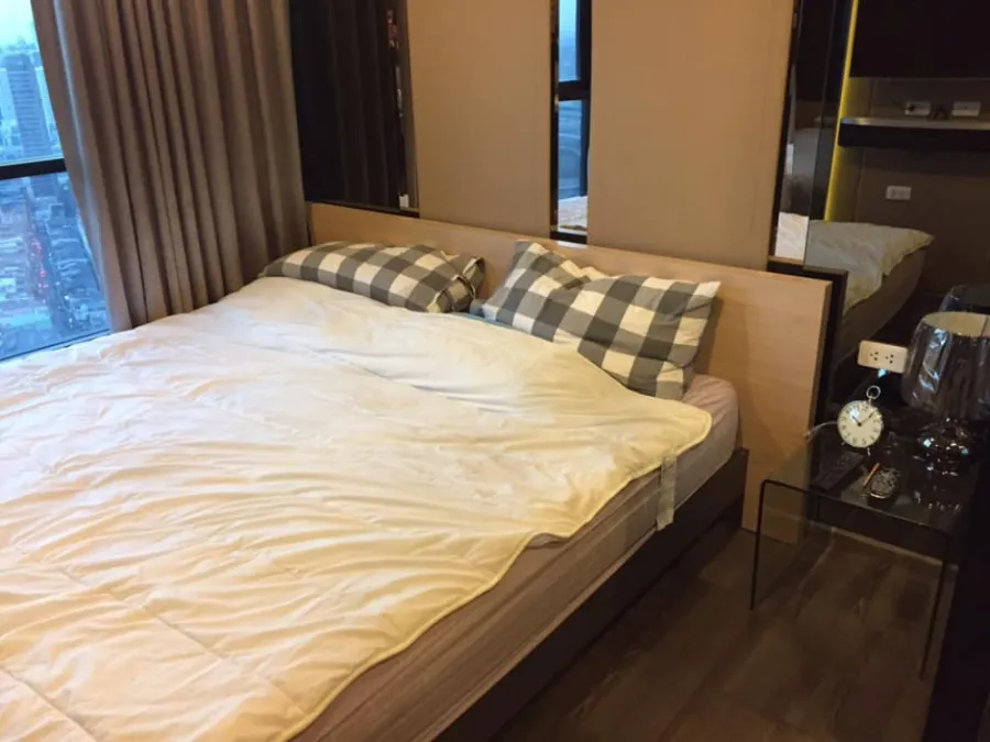 Condo for sale, The Base Park West, Build in room, ready to move in, high floor, beautiful view, don't wait, hurry to reserve!!