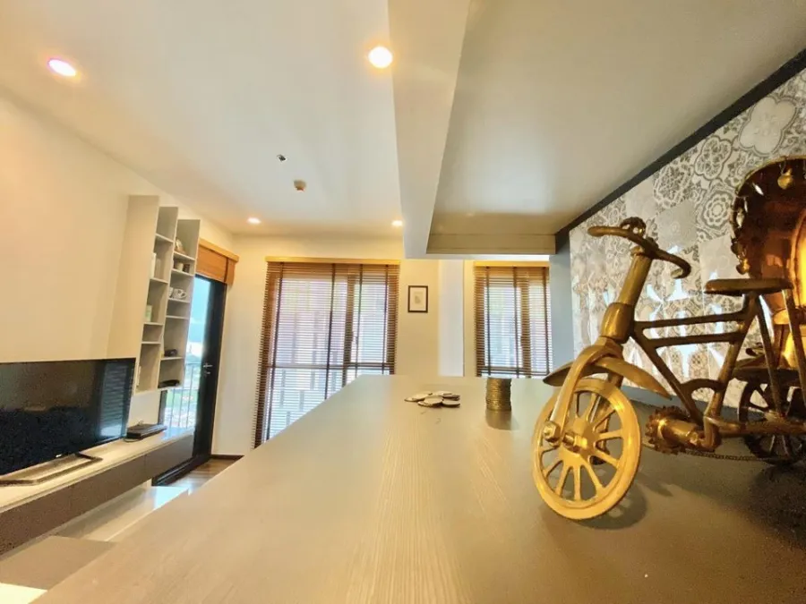 For rent: Wyne Sukhumvit, 23rd floor, pool view, simply decorated, comfortable, clean, pleasing to the eye, fully furnished, don't miss out if you boo