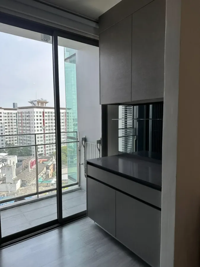 ขาย เช่า The Room Sukhumvit 69 ชั้น 14 ห้องแต่งครบ น่าอยู่ รีบจองเลย ห้ามพลาด