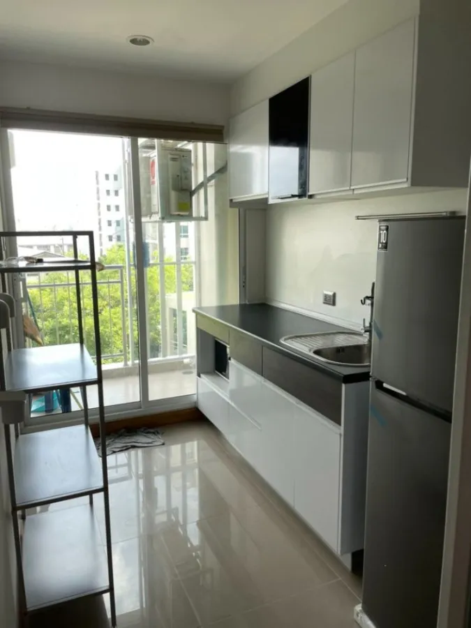 Condo for rent/sale at Supalai Wellington, 2 rooms are very attractively decorated. The wood pattern floor is very beautiful. Everything is complete.