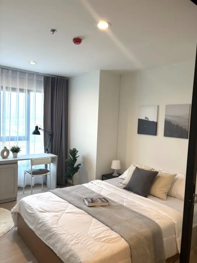 Terra residence for rent, corner room with privacy, decorated in a controlled tone, comes with complete amenities, don't miss it.