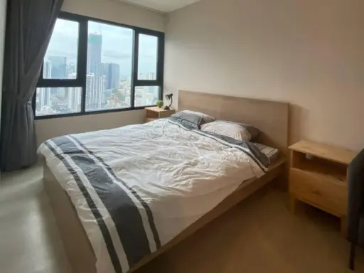 For rent: Life Asoke, 2 bedrooms, 27th floor, Makkasan Park view, fully furnished, nice to live in, book now, don't miss out. images