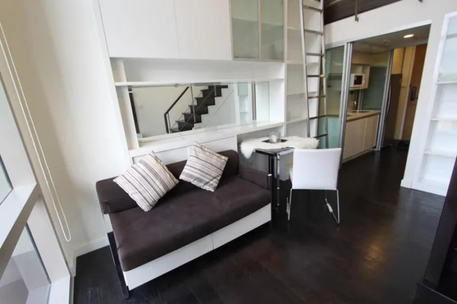 For rent urgently!! Condo Ideo Morph 38, good location, convenient transportation, near shopping areas, don't miss it!!