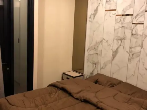 For rent: Ashton Asoke, 24th floor, city view, comes with a great price. Let me tell you, you definitely shouldn't miss it.