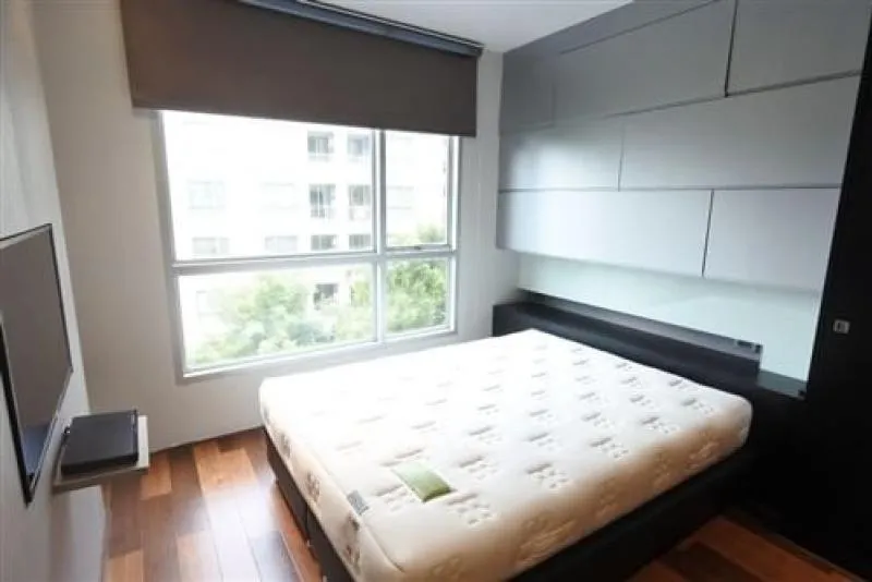 ขายด่วน คอนโด ดิ แอดเดรส สุขุมวิท 42 ห้องแต่งสวย ราคามิตรภาพ เฟอร์นิเจอร์ครบ มีห้องกั้น รีบเลยนะคะ