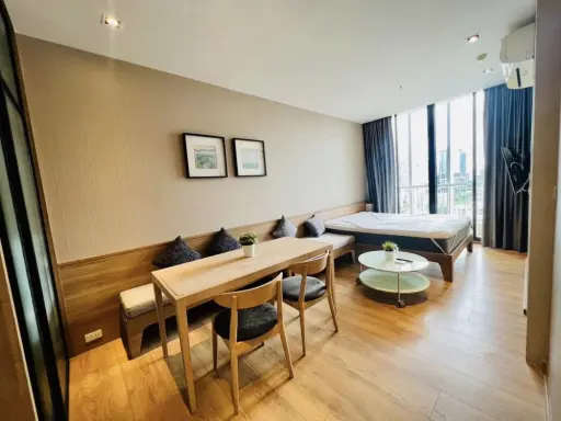 Condo for rent, Park 24 Origin Phrom Phong, nice room, complete with furniture and electrical appliances. Hurry to reserve.