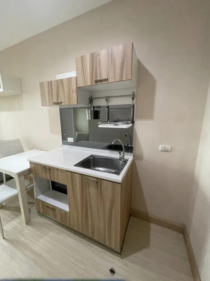 For rent, The Privacy Ngamwongwan 18, 6th floor, fully furnished. Ready to move in immediately. Hurry up to reserve now.
