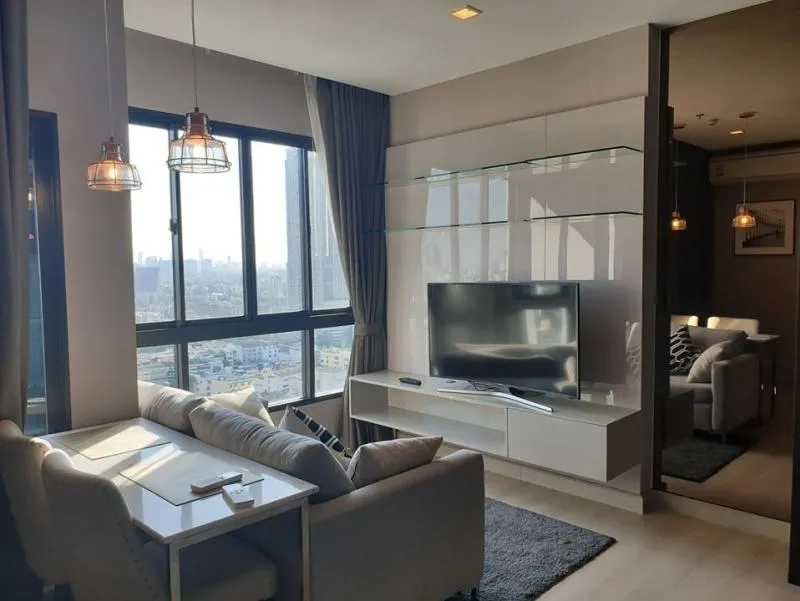 - ขายดาวน์ Reserve Pahol-Pradiphat Simplex ห้อง 2211 1 ห้องนอน ชั้นสูงด้วยพลาดไม่ได้นะ จองเลย !!