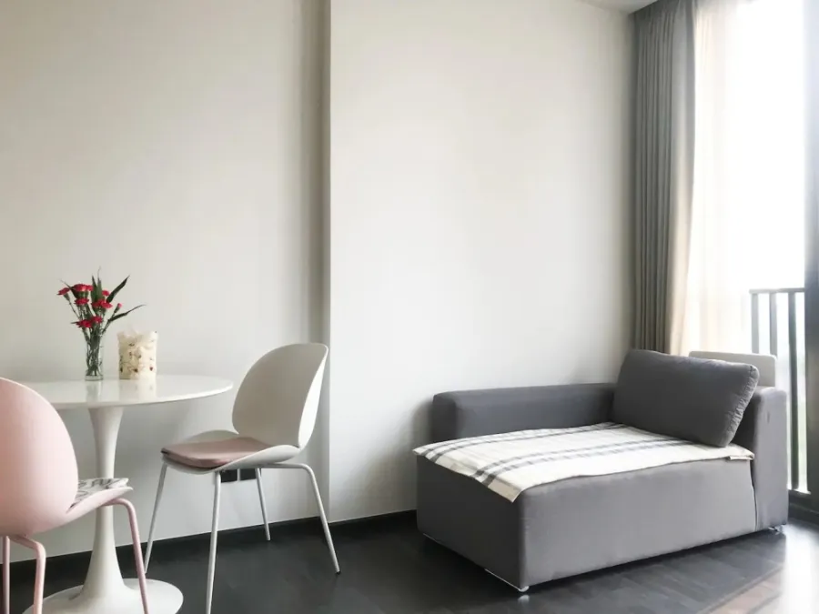 ขาย ให้เช่า เดอะไลน์ อโศก รัชดา ตกแต่งฟังก์ชั่นครบๆ มี Walk-in Closet ใส่ของจุใจ สนใจจองเลย