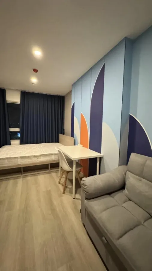 For rent, Elio Sathorn-Wutthakat, beautiful room, fully furnished, book now, urgently.