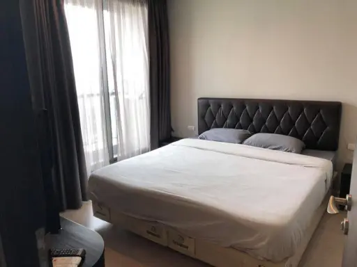 Condo for rent, Rhythm Sukhumvit 44/1, next to BTS Phra Khanong, high floor, beautiful view, ready to move in. Don't miss it!!