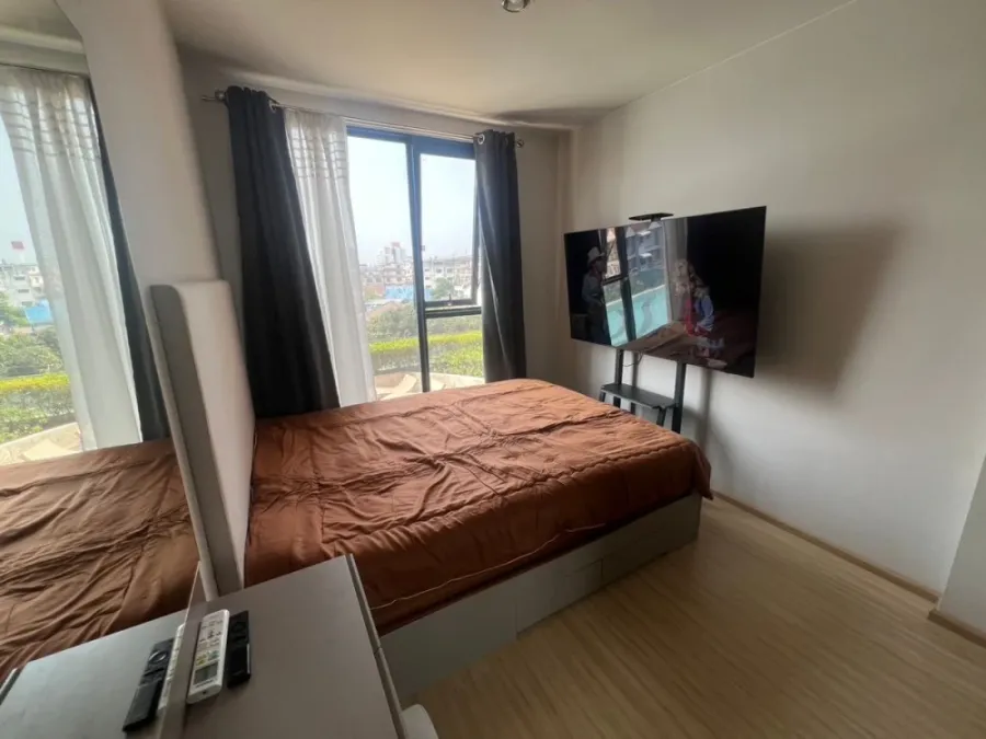 For rent: The Privacy Thaphra Interchang, 5th floor, swimming pool view, fully furnished room, ready to move in, book now